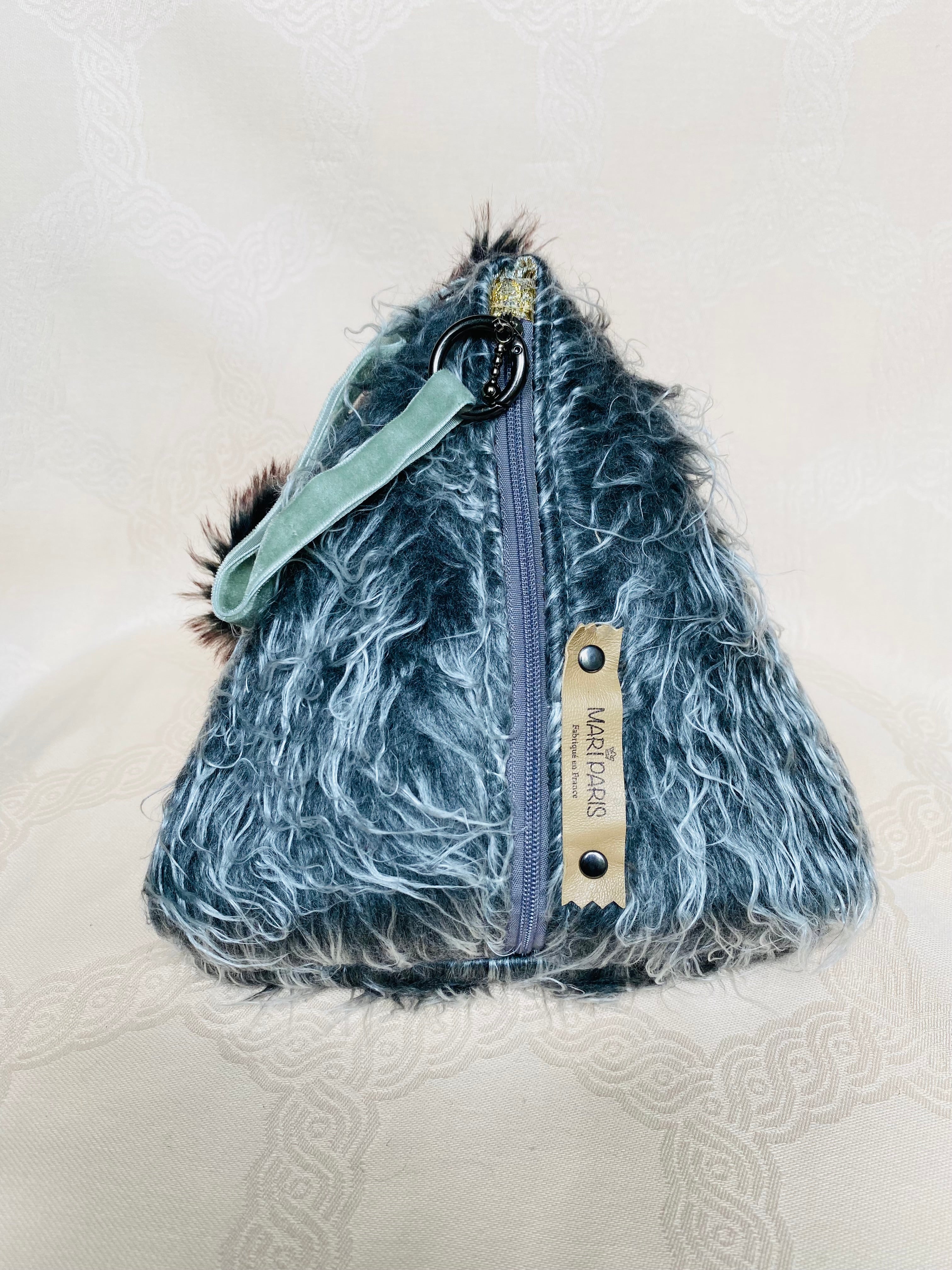 Sac Berlingot MariParis – Collection Les Bouffons
Pièce unique, faite main en France.