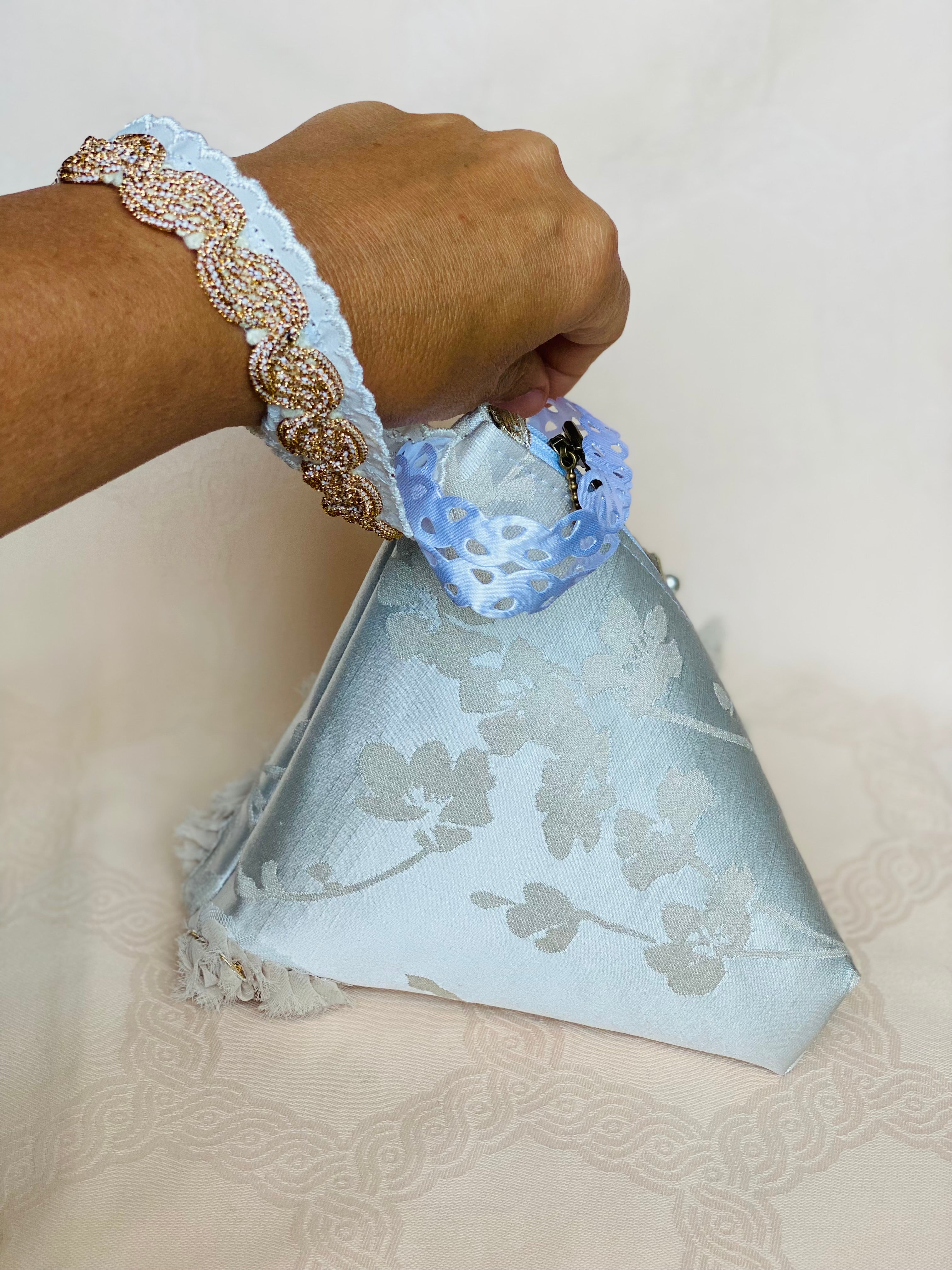Sac Berlingot MariParis – Collection Mariage          Pièce unique artisanale Fait main en France