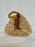 Berlingot Essentiel Bouclé Doré – Pochette Fait Main | MariParis