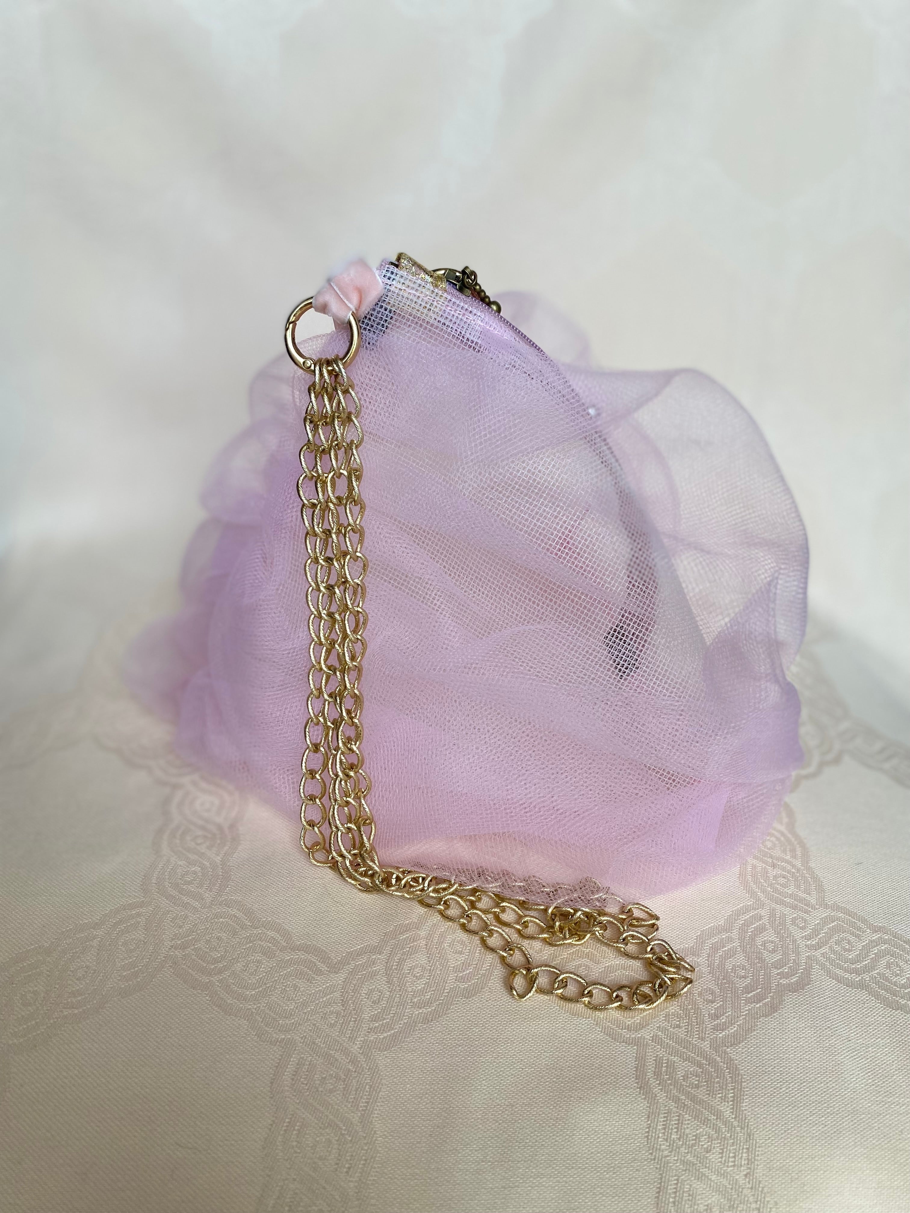 Sac Berlingot MariParis – Collection Mariage
Pièce unique, faite main en France.