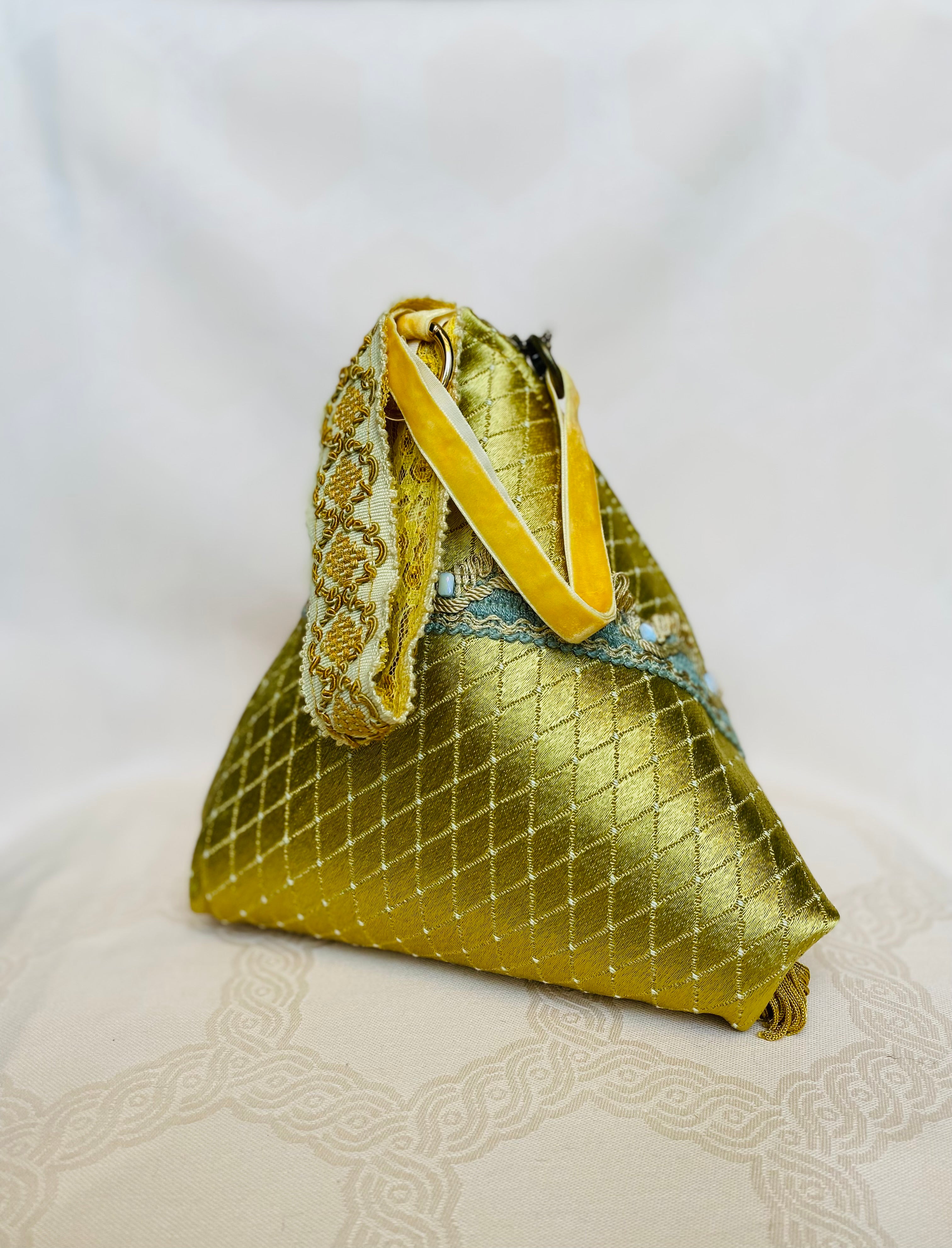 Sac Berlingot MariParis – Collection Marie-Antoinette Pièce unique artisanale Fait main en France
