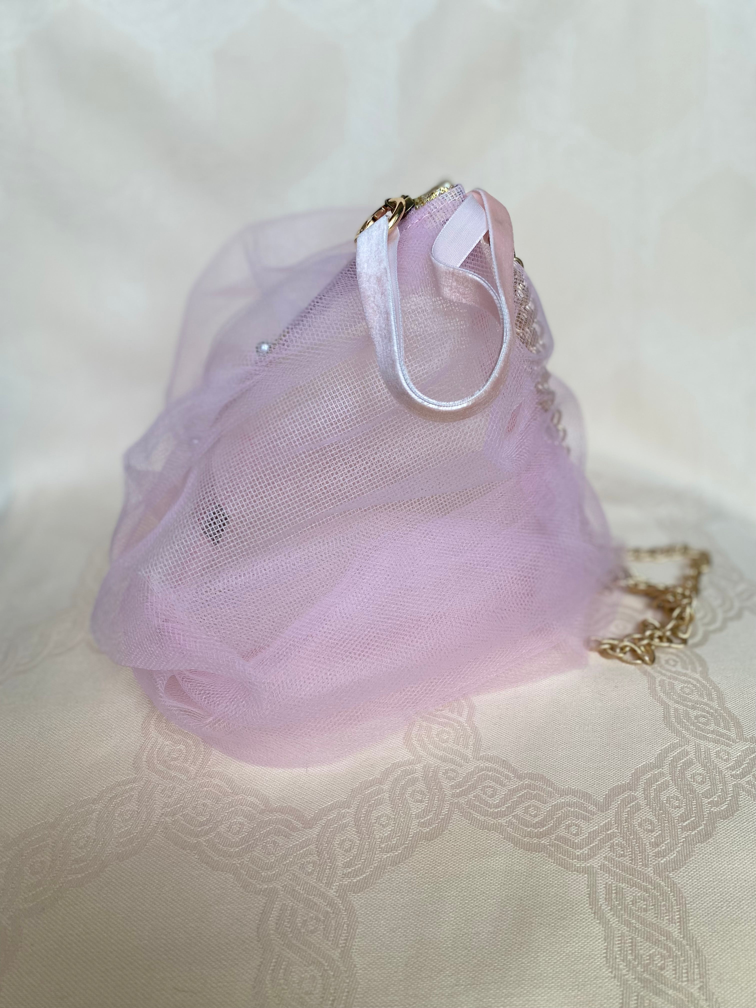 Sac Berlingot MariParis – Collection Mariage
Pièce unique, faite main en France.