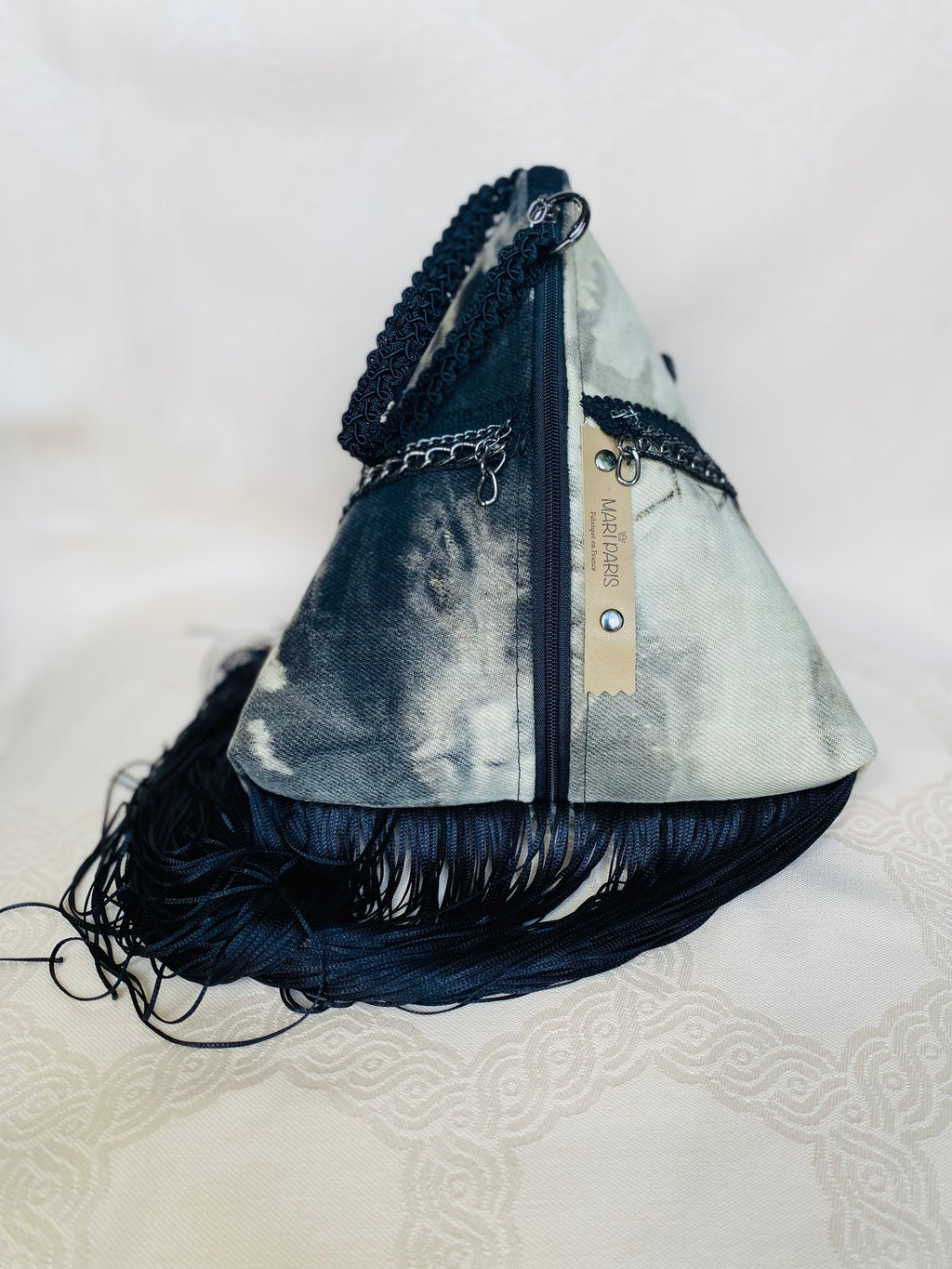 Sac Berlingot MariParis – Collection Rock & Glam
Pièce unique artisanale.
Fait main en France.