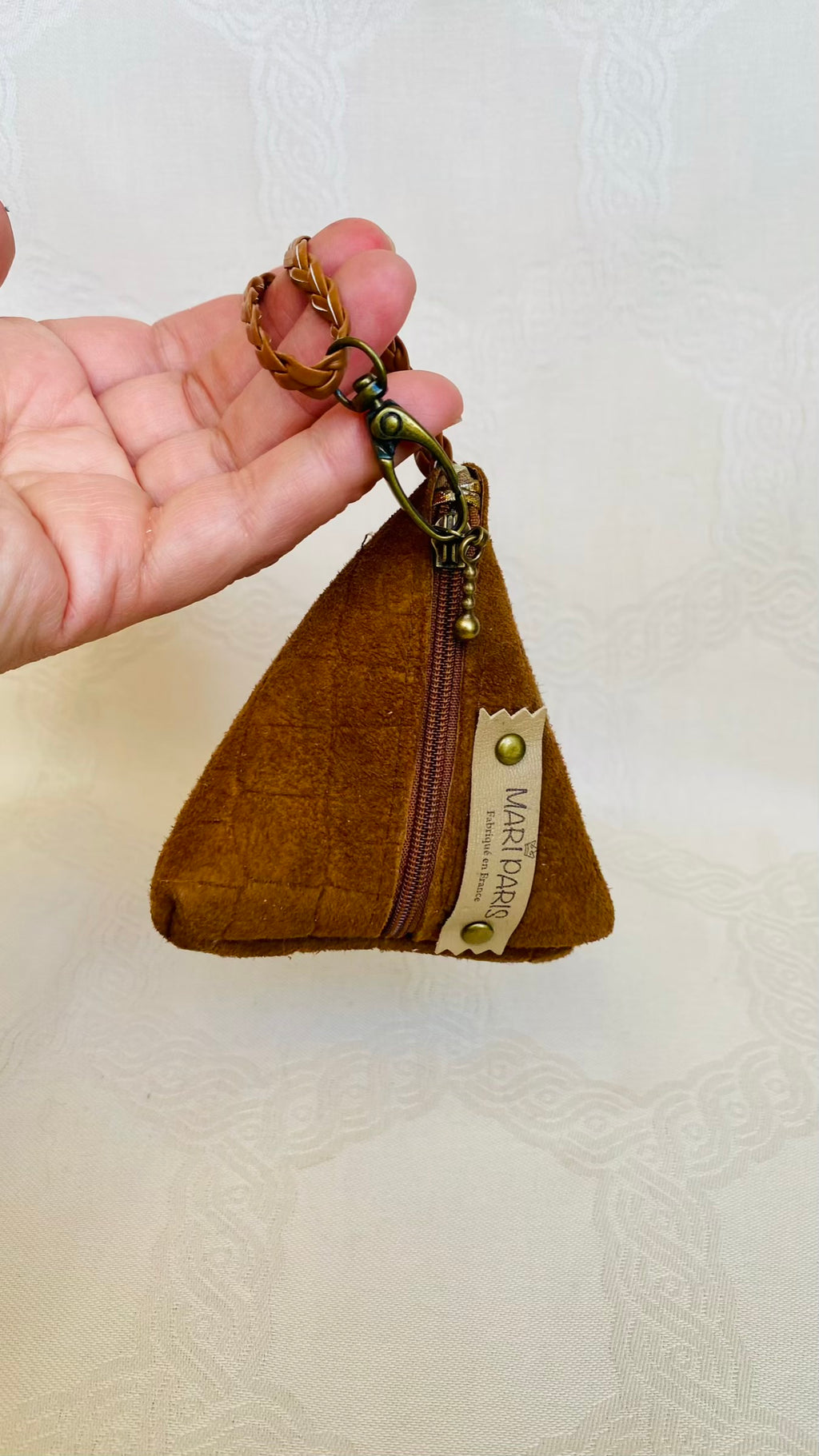 Sac Berlingot Marron Cuir – Collection Les Essentiels MariParis