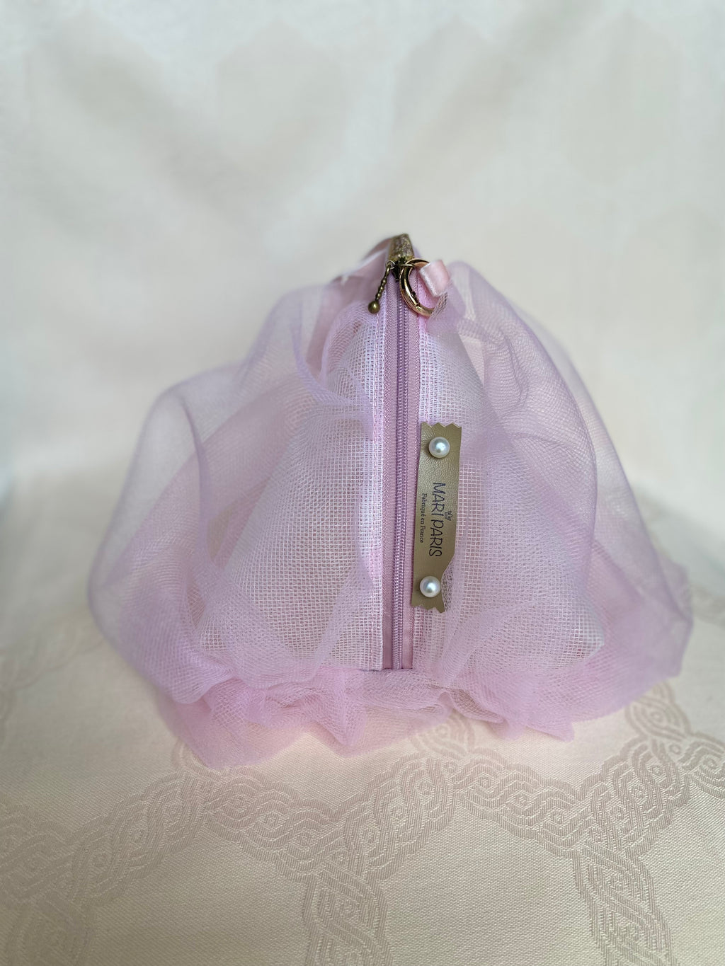 Sac Berlingot MariParis – Collection Mariage
Pièce unique, faite main en France.