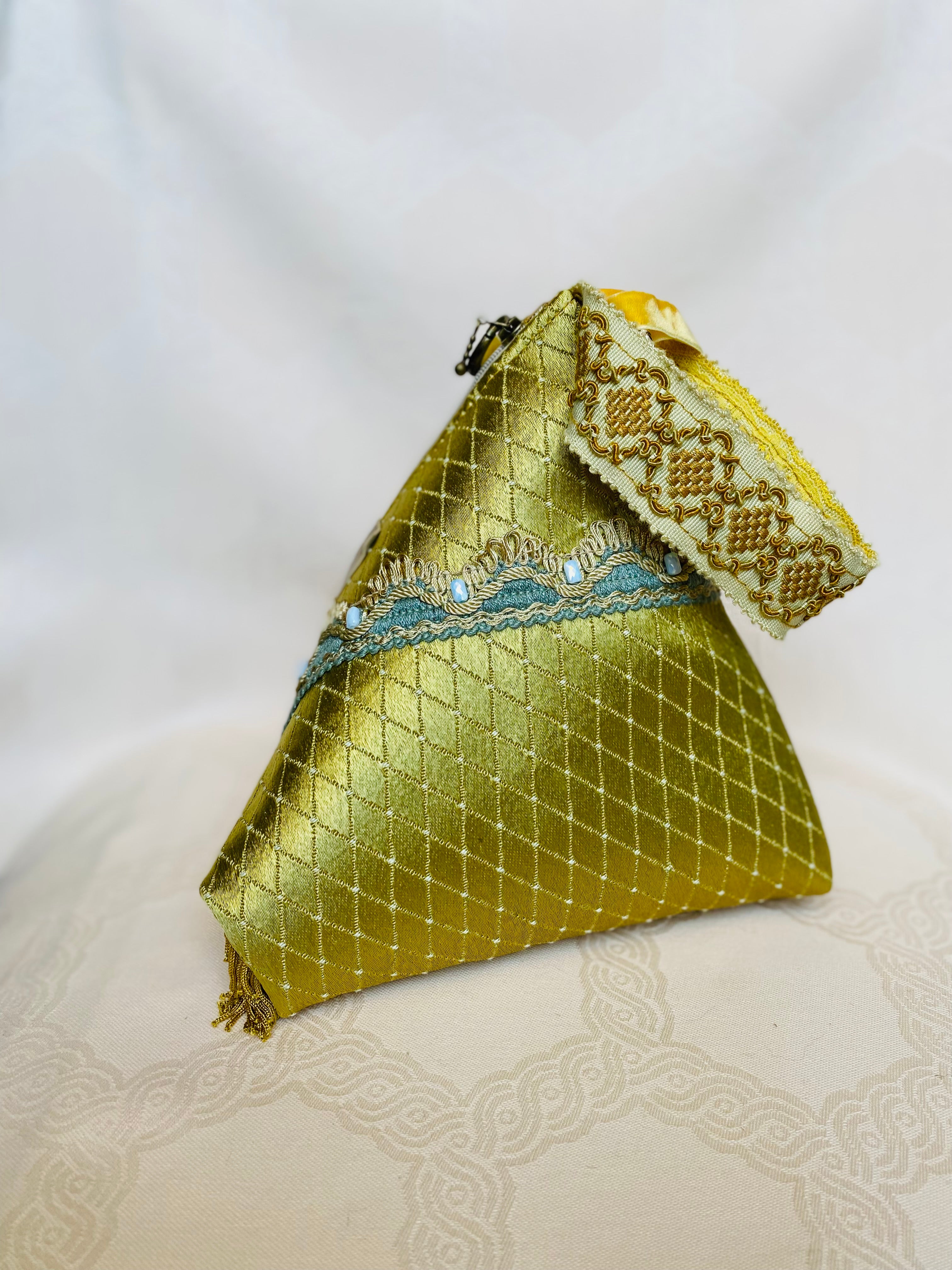 Sac Berlingot MariParis – Collection Marie-Antoinette Pièce unique artisanale Fait main en France
