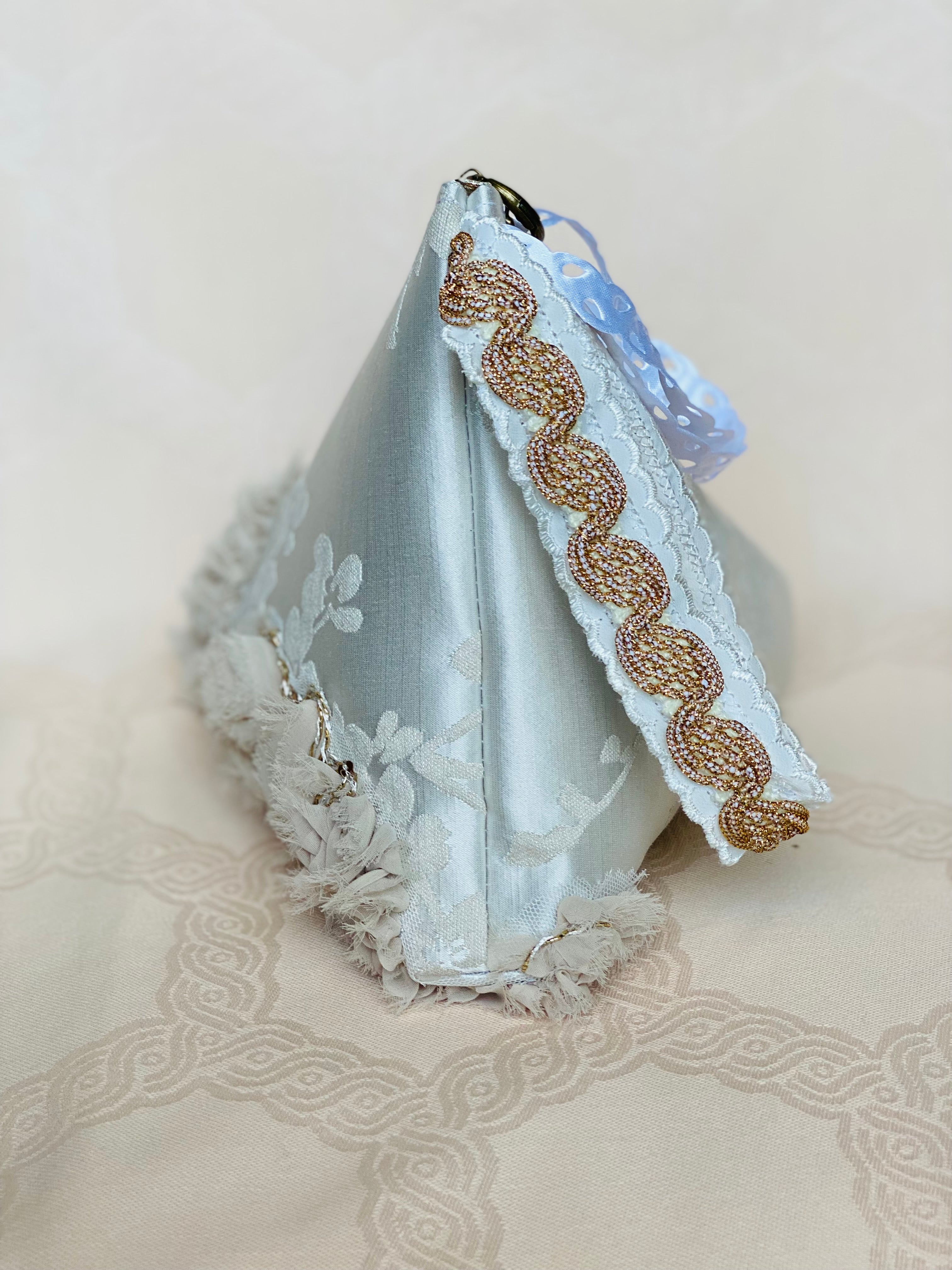 Sac Berlingot MariParis – Collection Mariage          Pièce unique artisanale Fait main en France