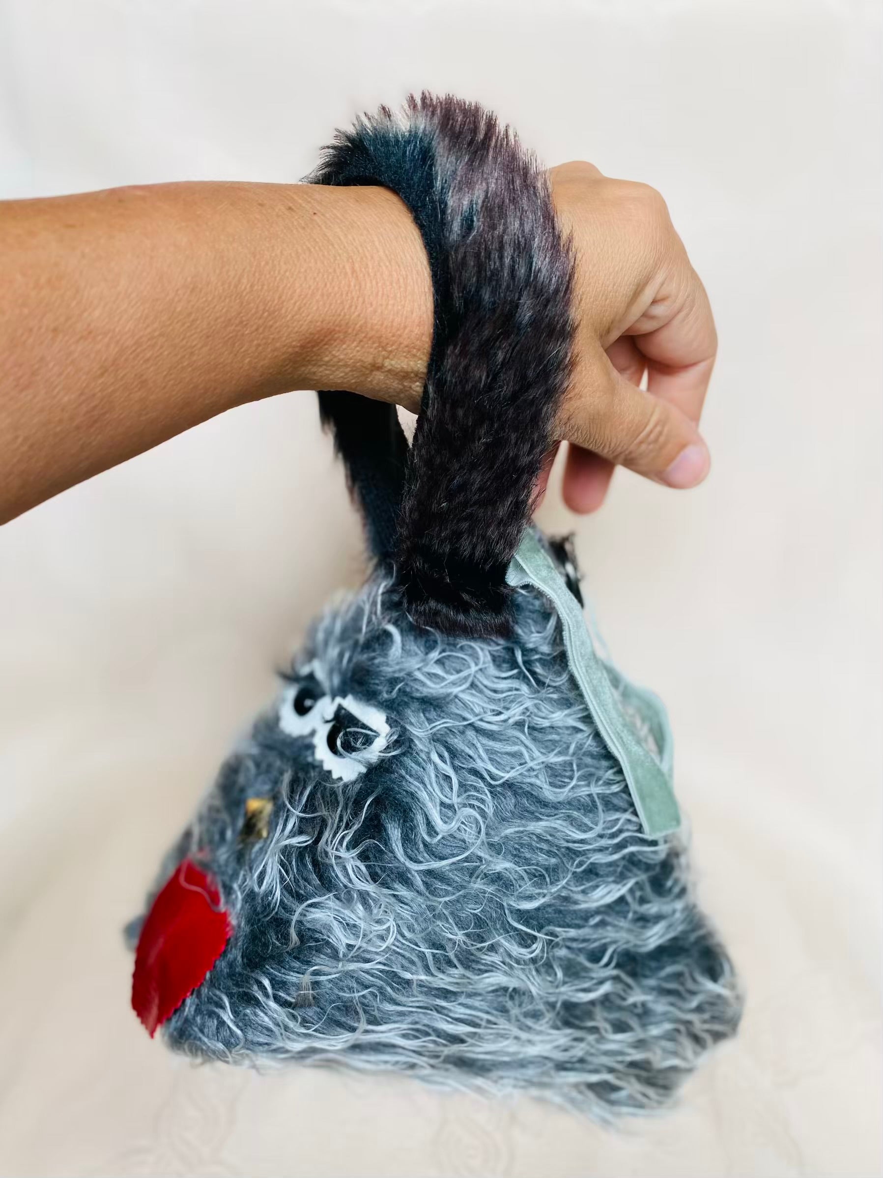 Sac Berlingot MariParis – Collection Les Bouffons
Pièce unique, faite main en France.