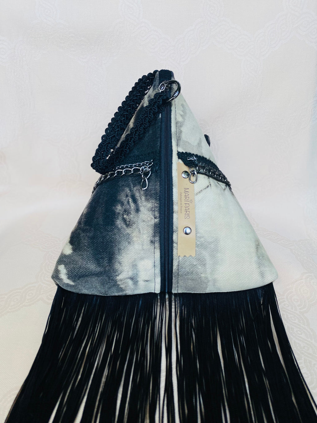 Sac Berlingot MariParis – Collection Rock & Glam
Pièce unique artisanale.
Fait main en France.