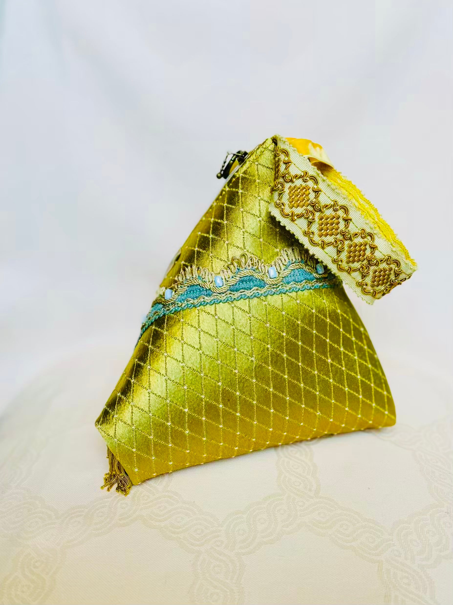Sac Berlingot MariParis – Collection Marie-Antoinette Pièce unique artisanale Fait main en France