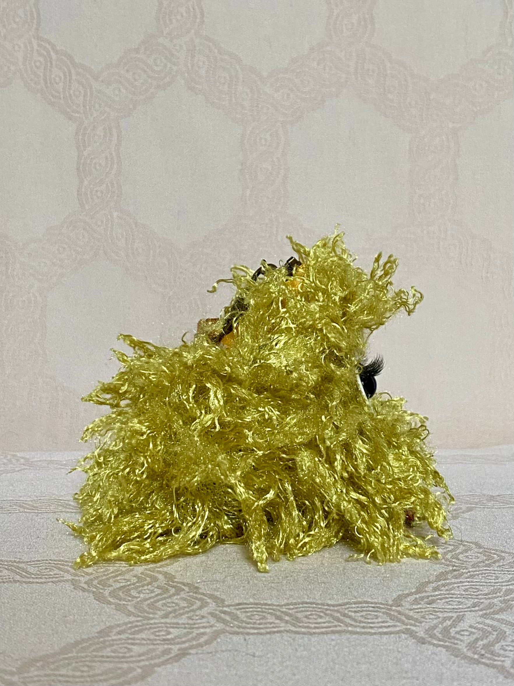 Berlingot Bouffon Jaune Doré Cils – Pochette Fantaisie Fait Main | MariParis