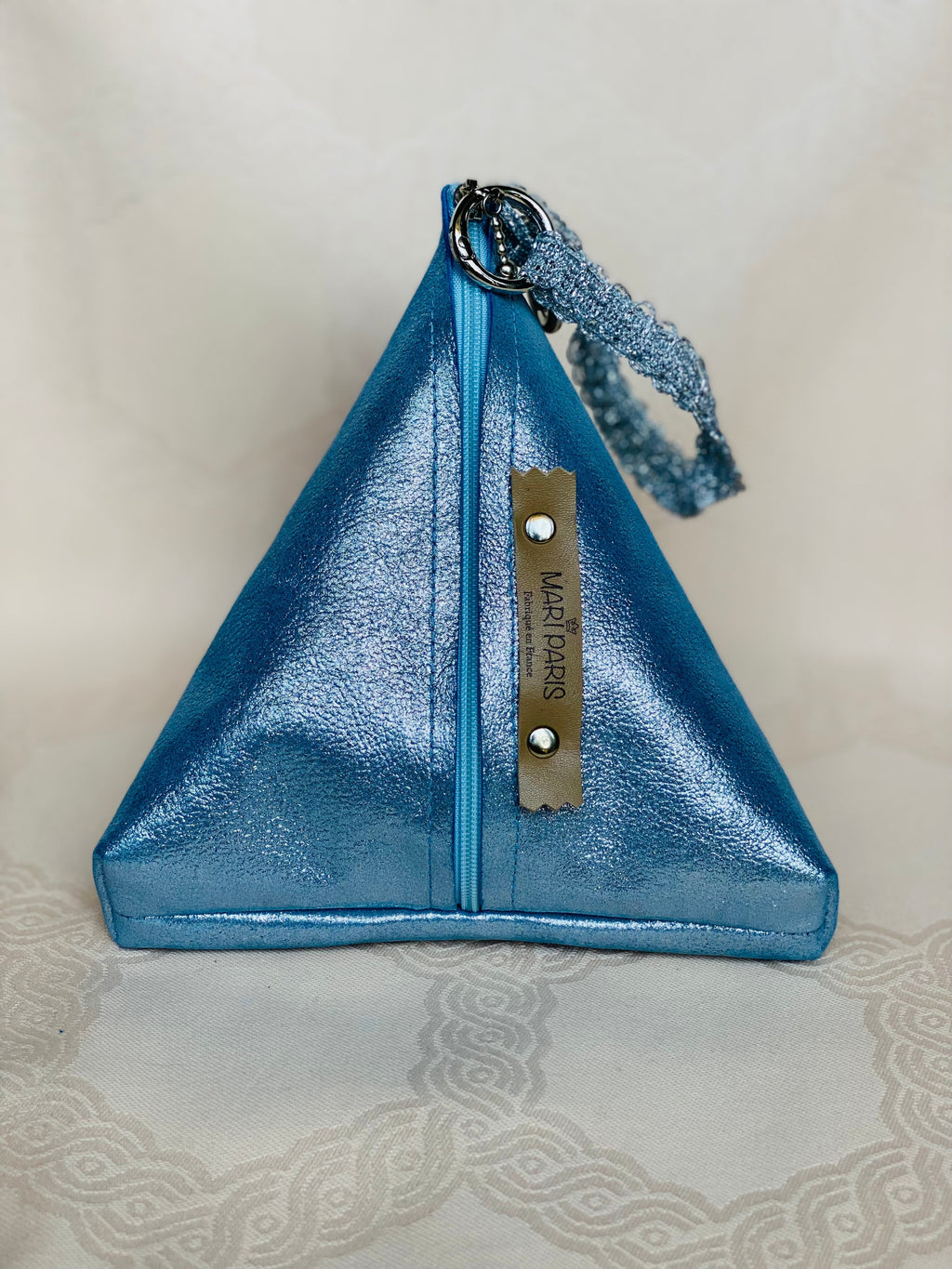 Sac Berlingot Bleu Métallisé – Collection Les Essentiels MariParis
