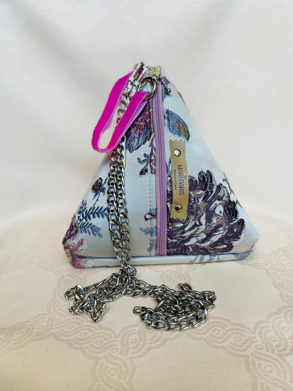 Sac Berlingot MariParis – Les Essentiels MariParis
Pièce unique, faite main en France.