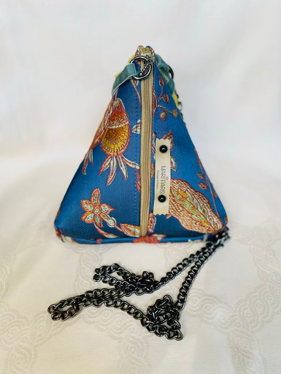 Sac Berlingot Jacquard Bleu Doré et Jaune – Collection Les Essentiels MariParis